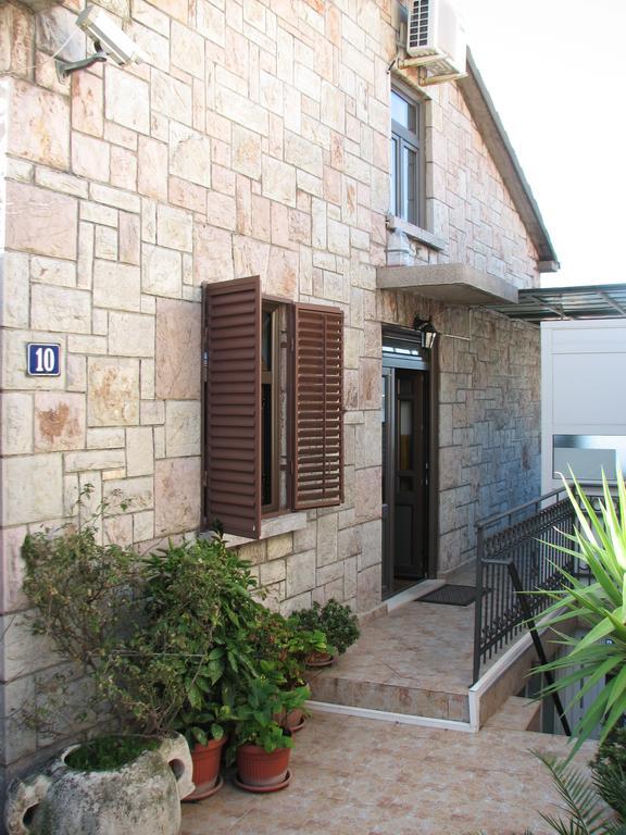 Guest House Ivo Jovanovic Sveti Stefan Bagian luar foto